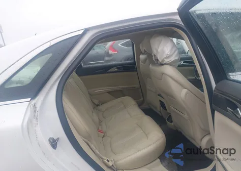 2013 Lincoln Mkz z USA, uszkodzony, nr VIN 3LN6L2GK8DR825435